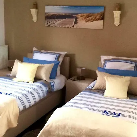 Christinas Strandhus Mit Balkon Und Strandkorb Und Parkplatz דירה *