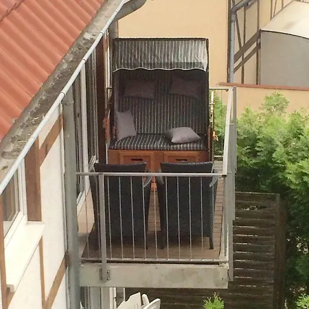 Christinas Strandhus Mit Balkon Und Strandkorb Und Parkplatz