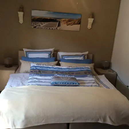 דירה Christinas Strandhus Mit Balkon Und Strandkorb Und Parkplatz *